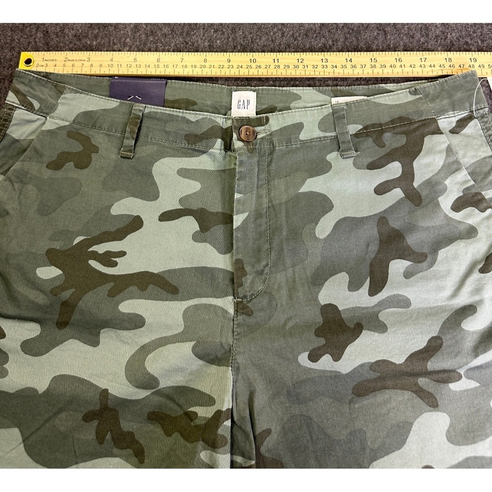 NWT Gap Green Camo Khaki Shorts Womens Size 16 Chino 5" inseam Mid Rise Stretch - Picture 9 of 16